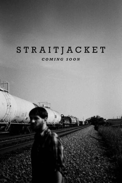 გიჟის პერანგი ქართულად - Straitjacket